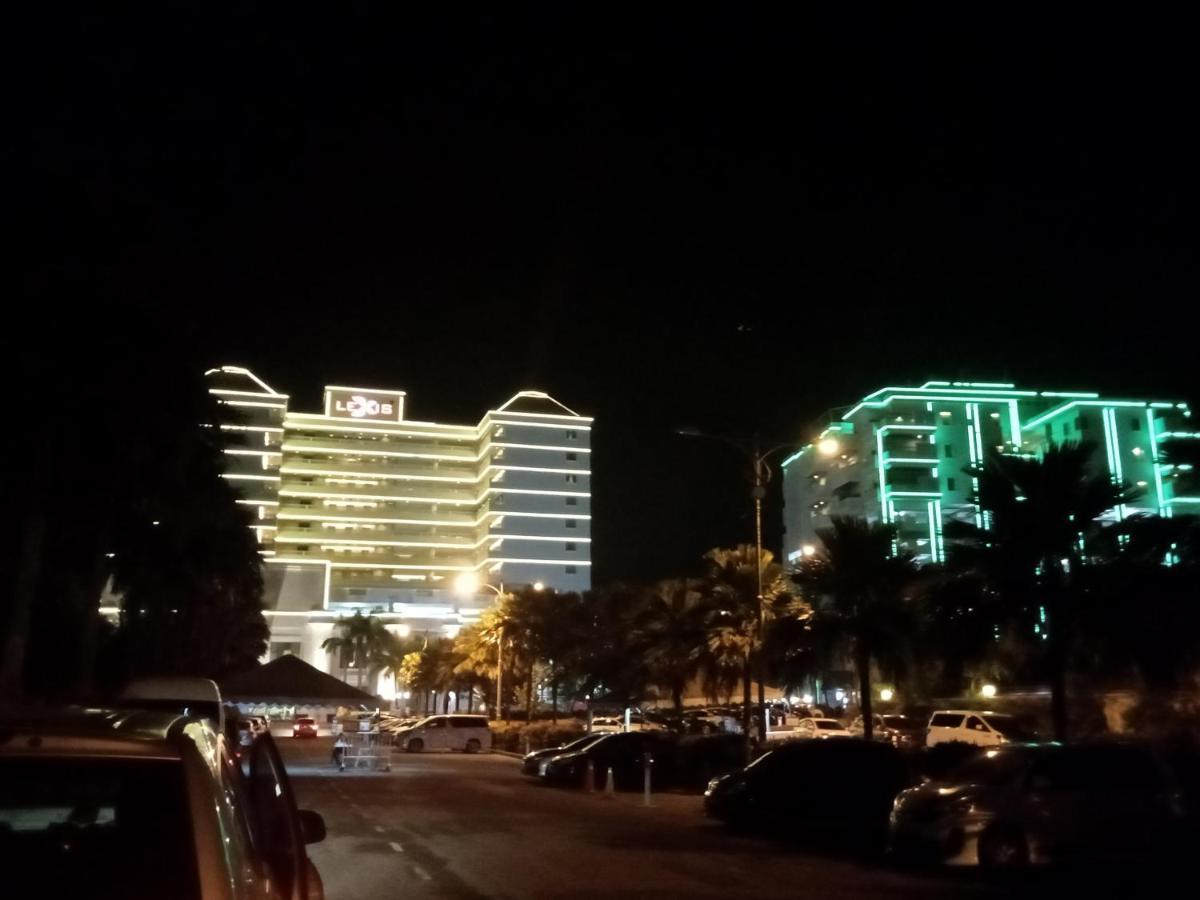 ホテル Seaview Gateway - Private Owner ポートディクソン エクステリア 写真